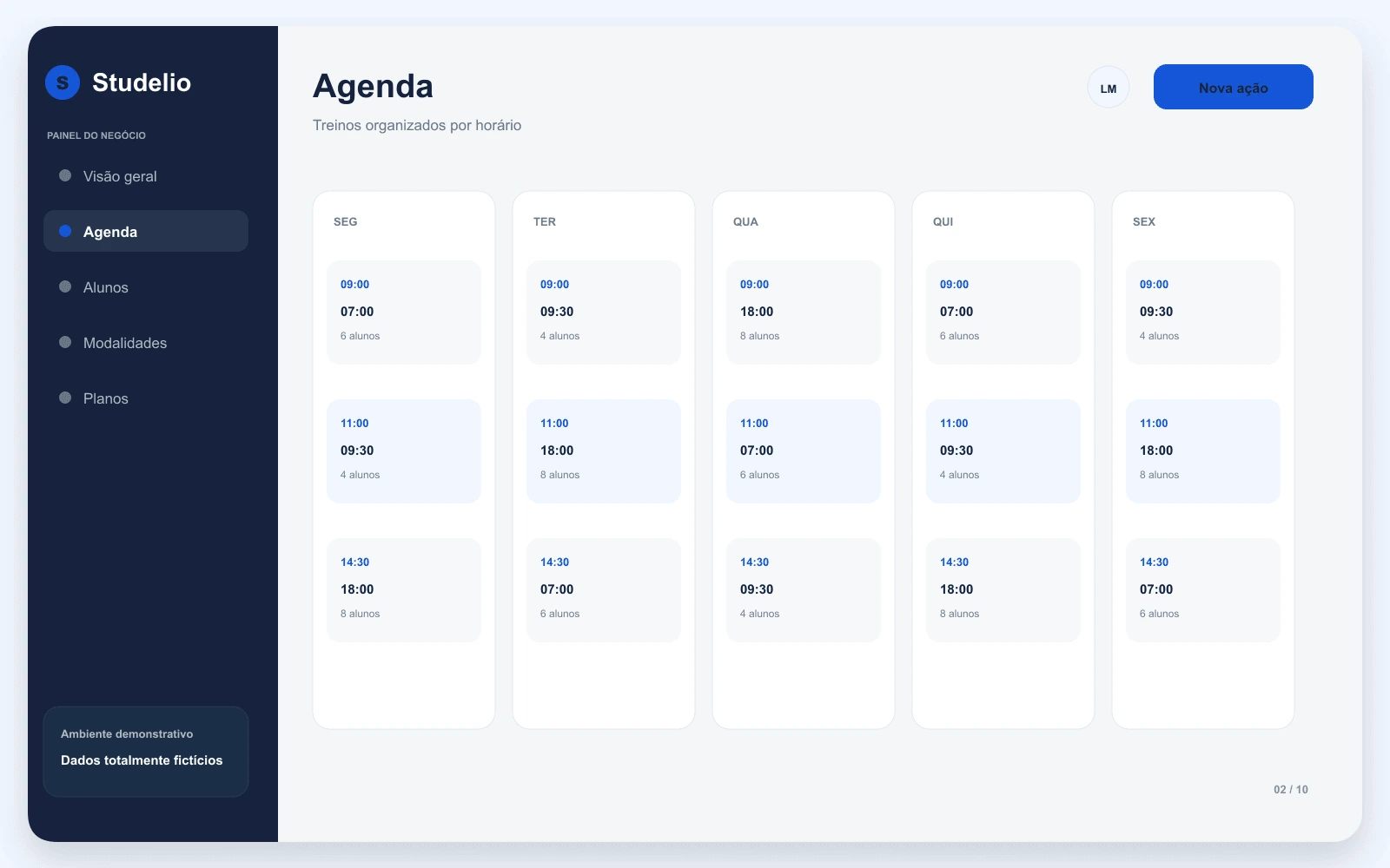 Prévia da agenda do estúdio com horários e dados demonstrativos.